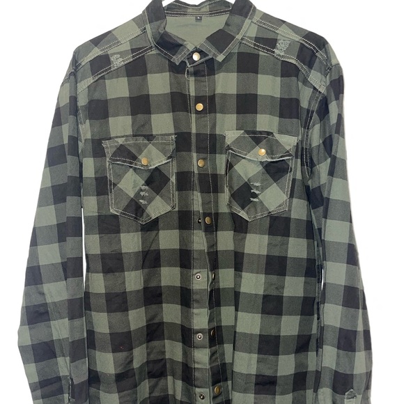 Other - Large green/black long sleeve button shirt